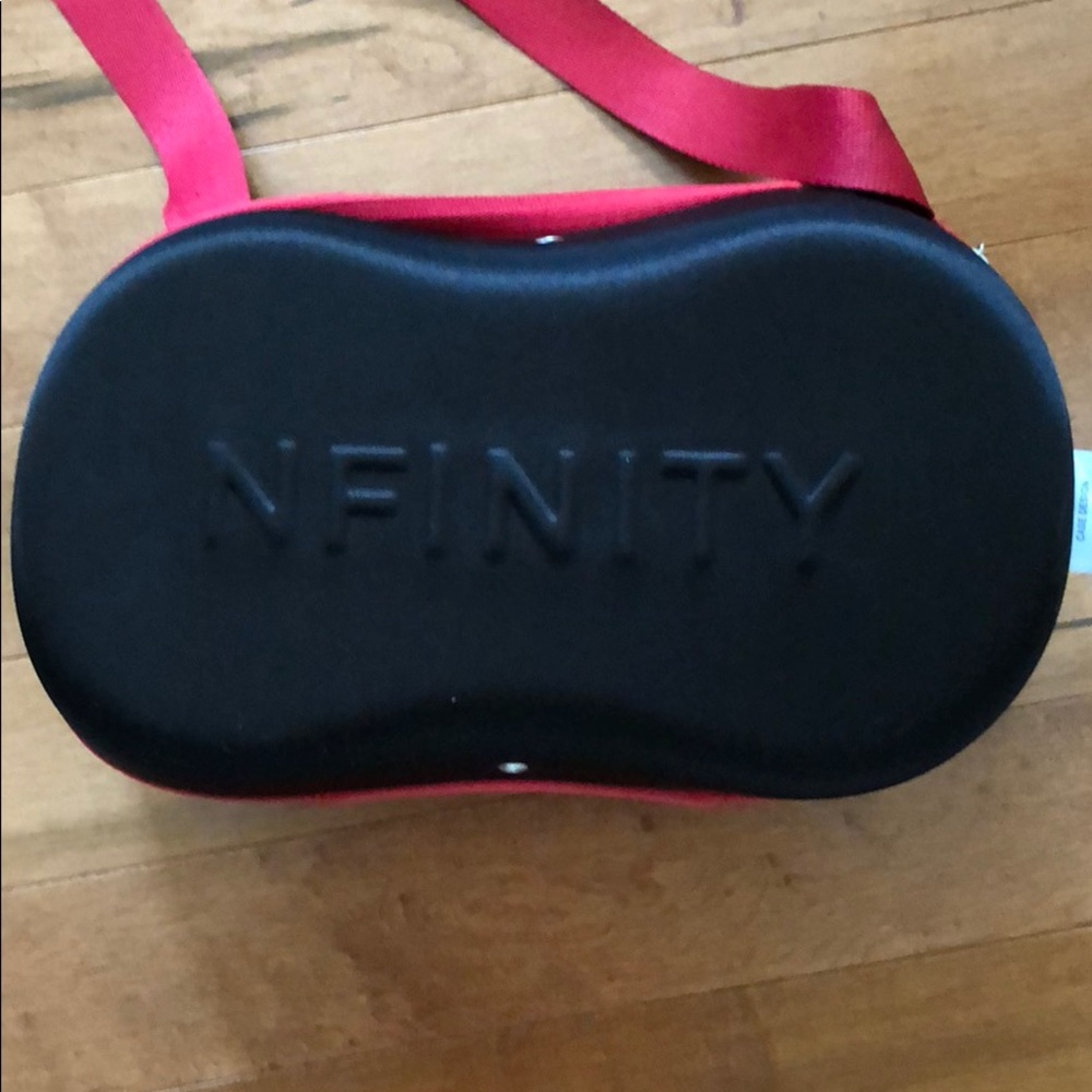 Nfinity vengeance cheer shoe